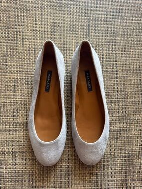 Margaux light gray suede Classic ballet flats size 8.5